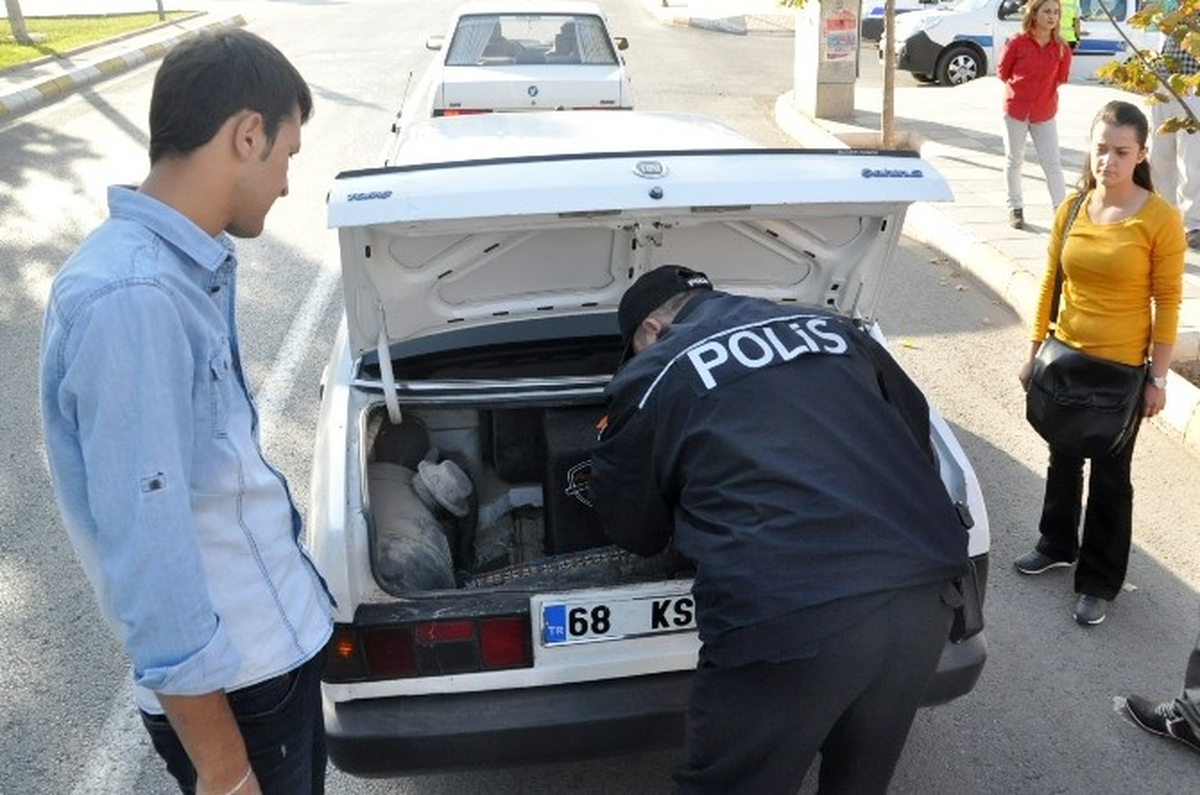 Aksaray\'da Polis Uygulaması