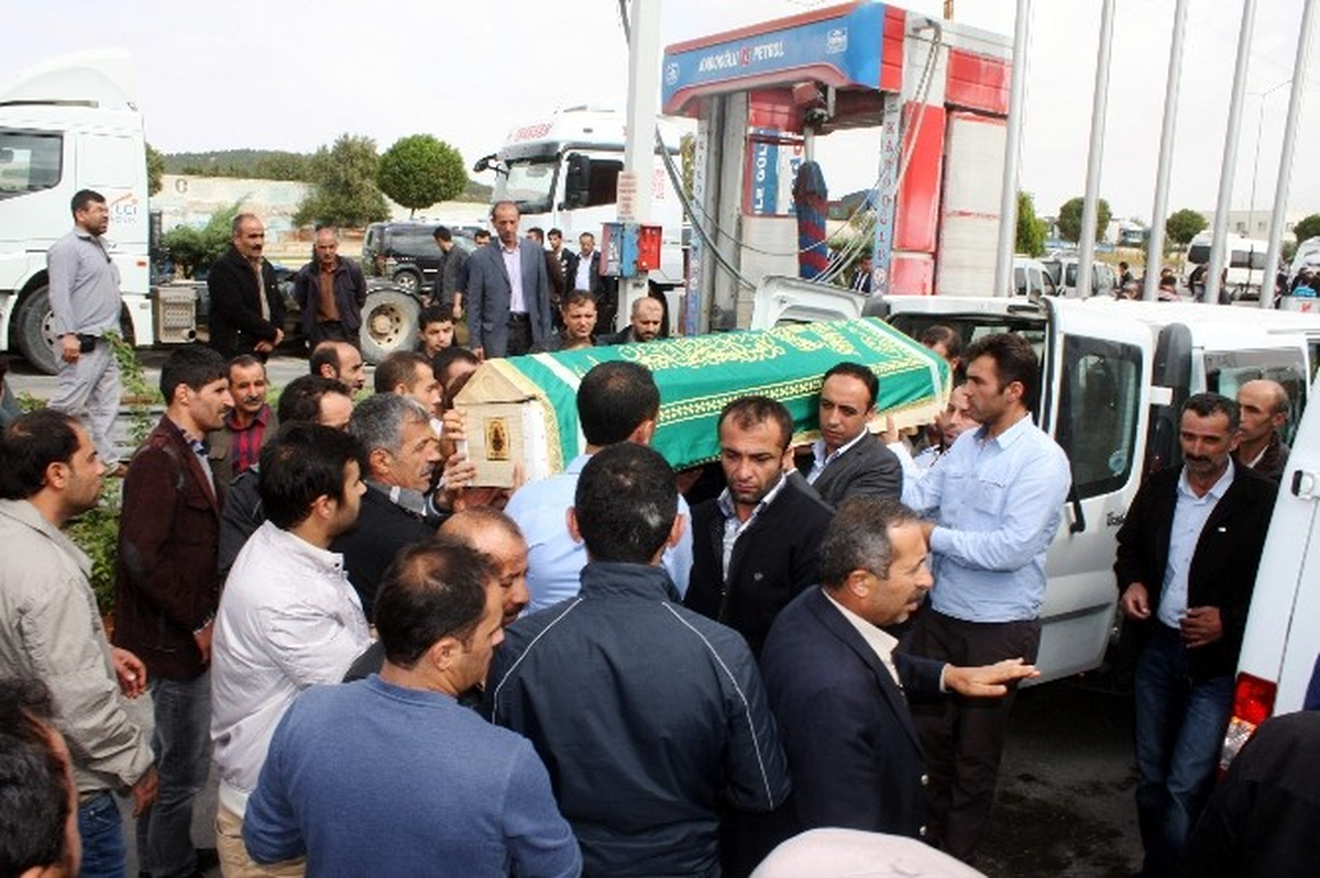 Gaziantep\'teki Kobani Gerginliğinde Ölü Sayısı 5\'e Yükseldi