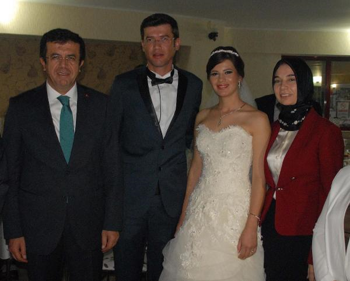 Zeybekci Ailesi\'nin Mutlu Günü
