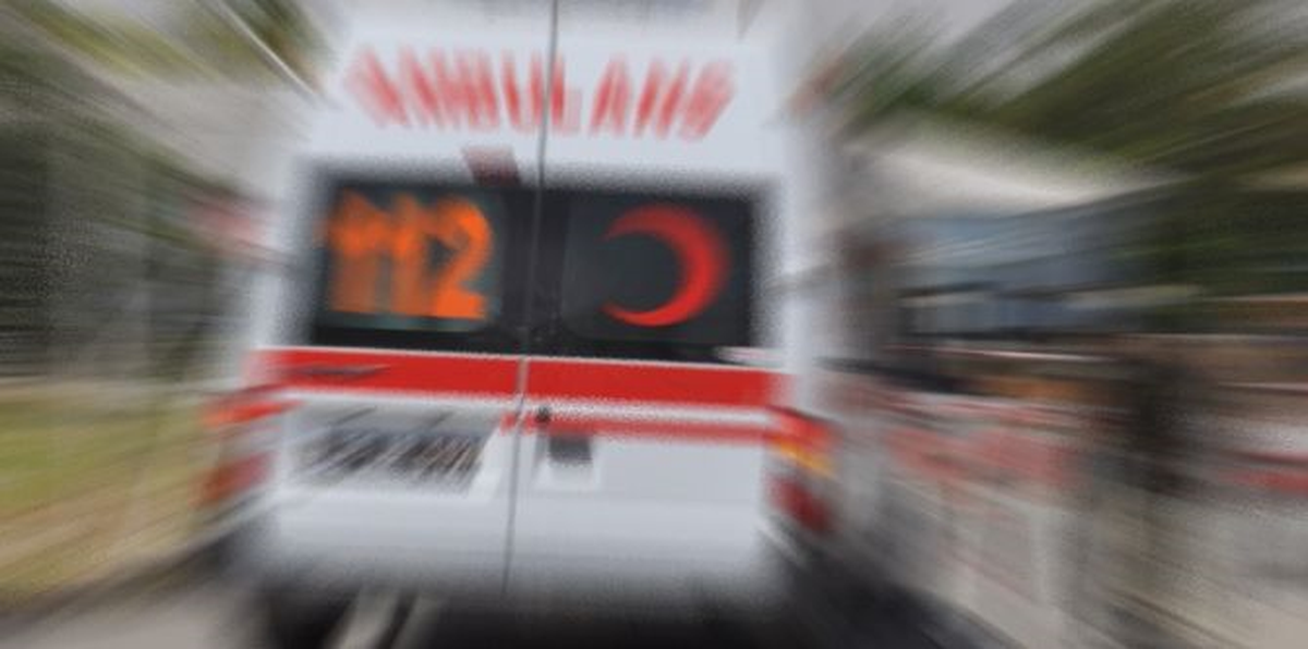 3 Yaşındaki Çocuğun \'Su\' Zannederek İçtiği Tiner Zehirledi