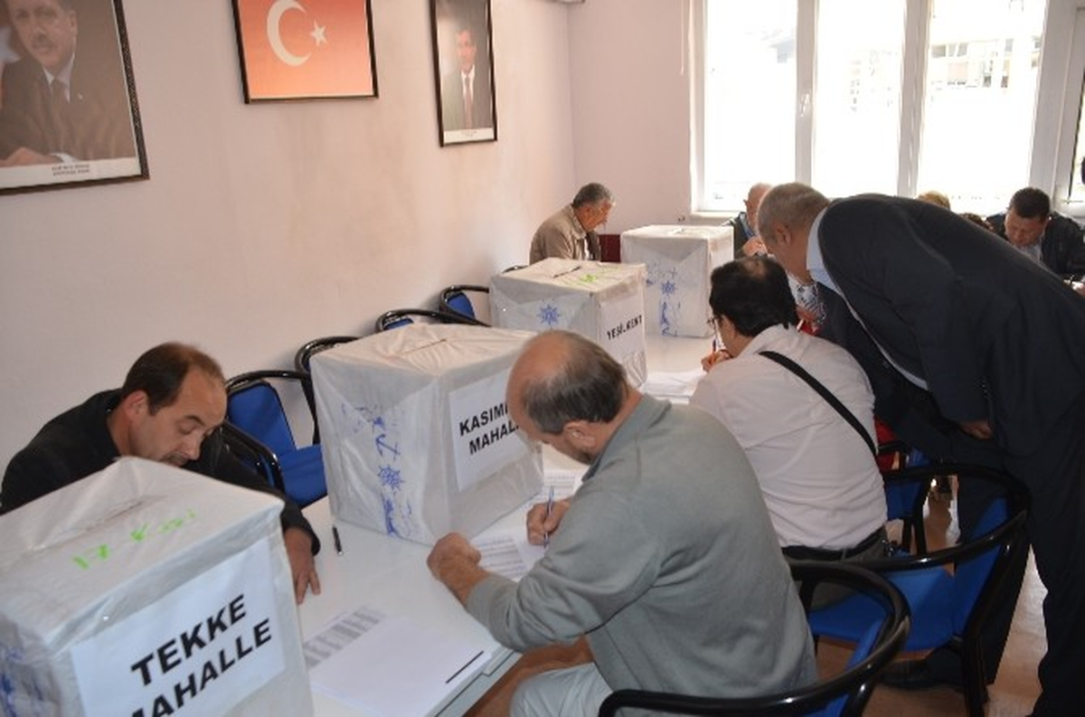 AK Parti\'nin Bozüyük\'te Delege Seçimleri Yapıldı