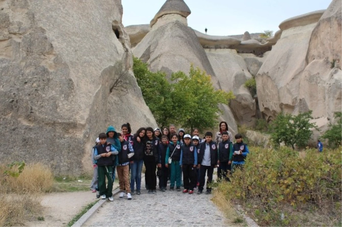 Amasya Polisi 20 Çocuğa Kapadokya\'yı Gezdirdi