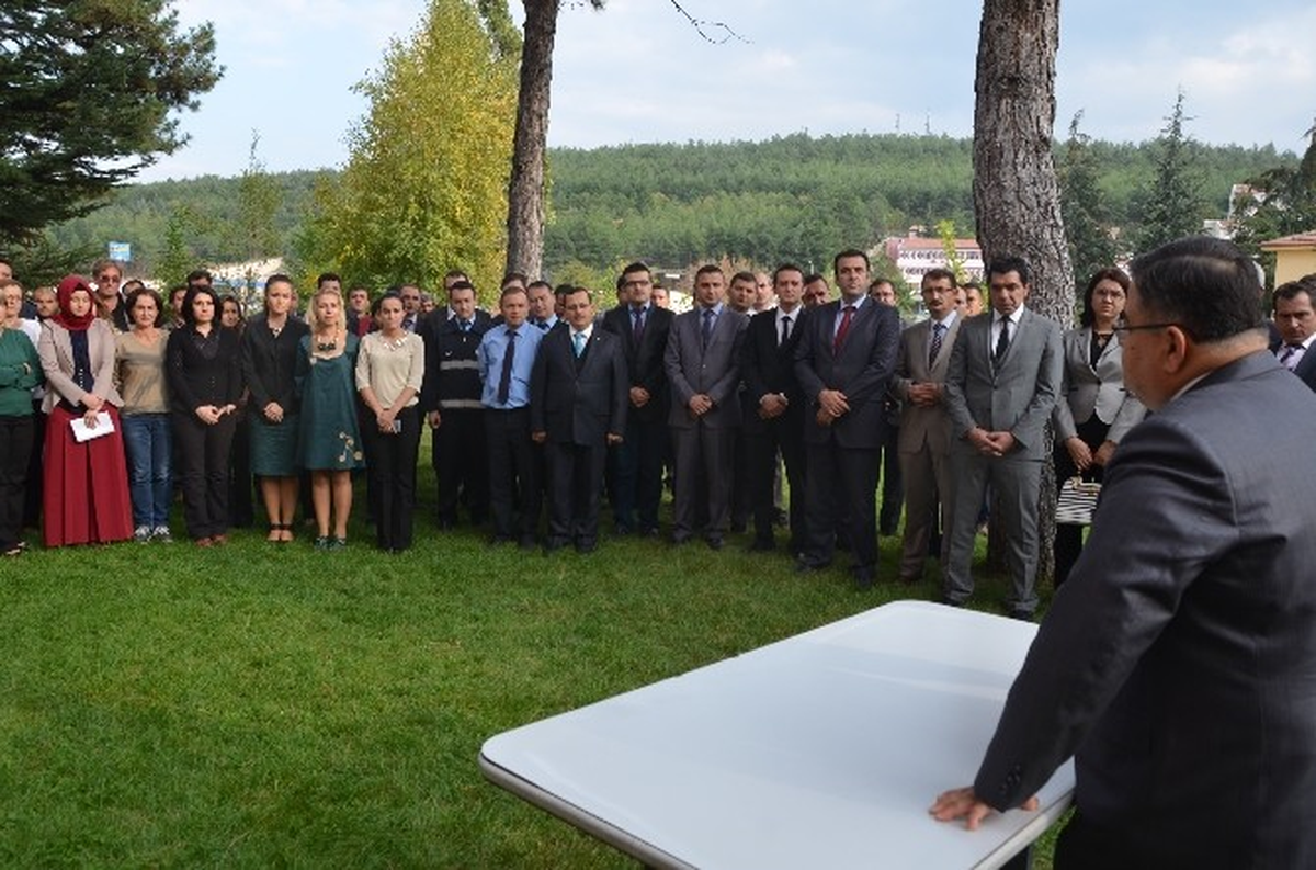Başkan Yağcı Hac İbadeti Dönüşü Belediye Personeli Tarafından Karşılandı