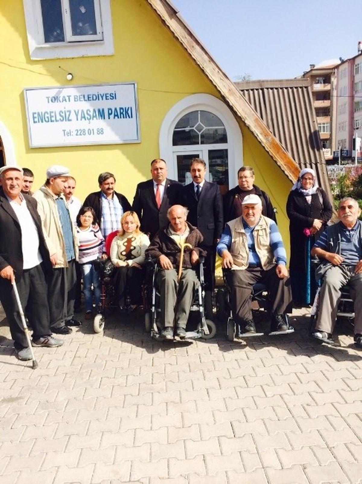 Emniyet Müdürü Yalman, Sakatlar Derneğini Ziyaret Etti