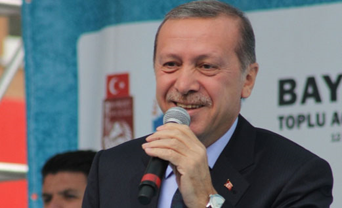Erdoğan\'ı Gülümseten Afiş
