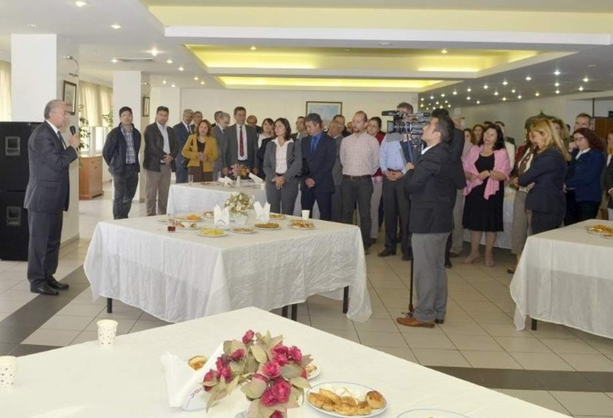 Esogü Personeli Bayramlaştı