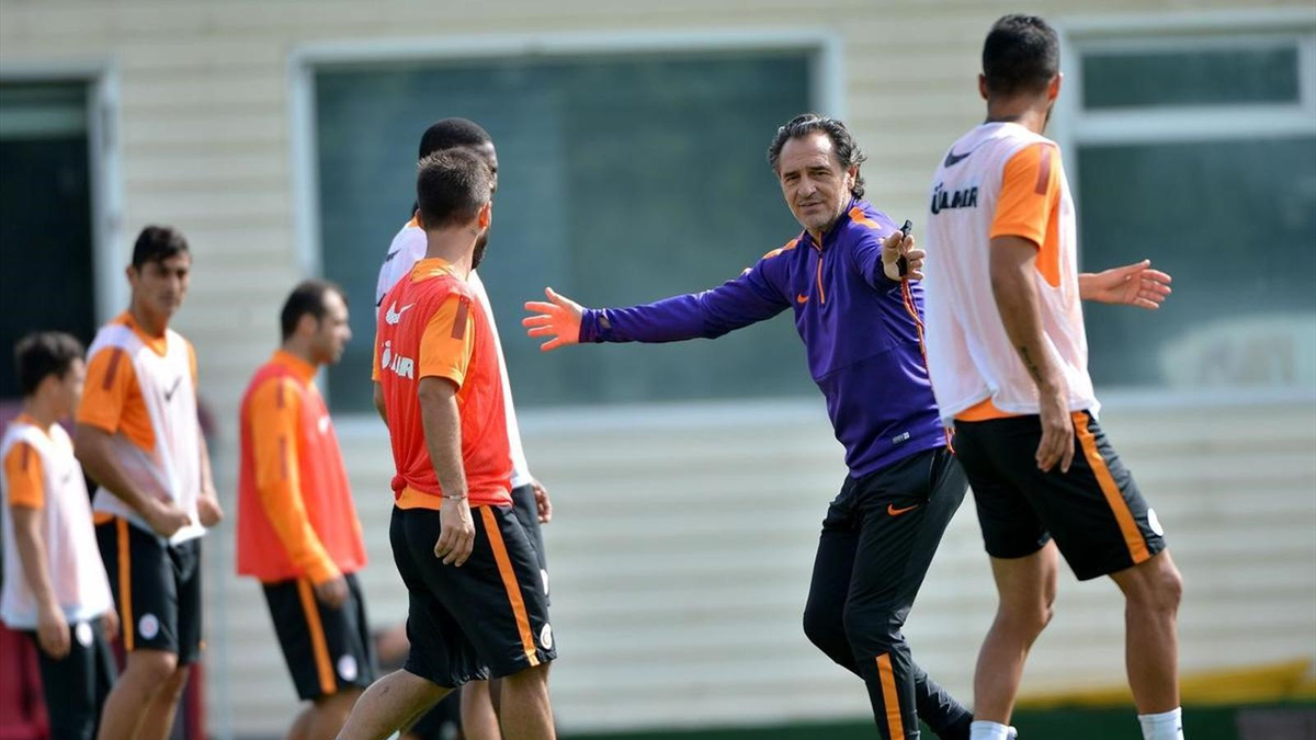 Galatasaray Fenerbahçe Maçının Hazırlıklarını Sürdürdü