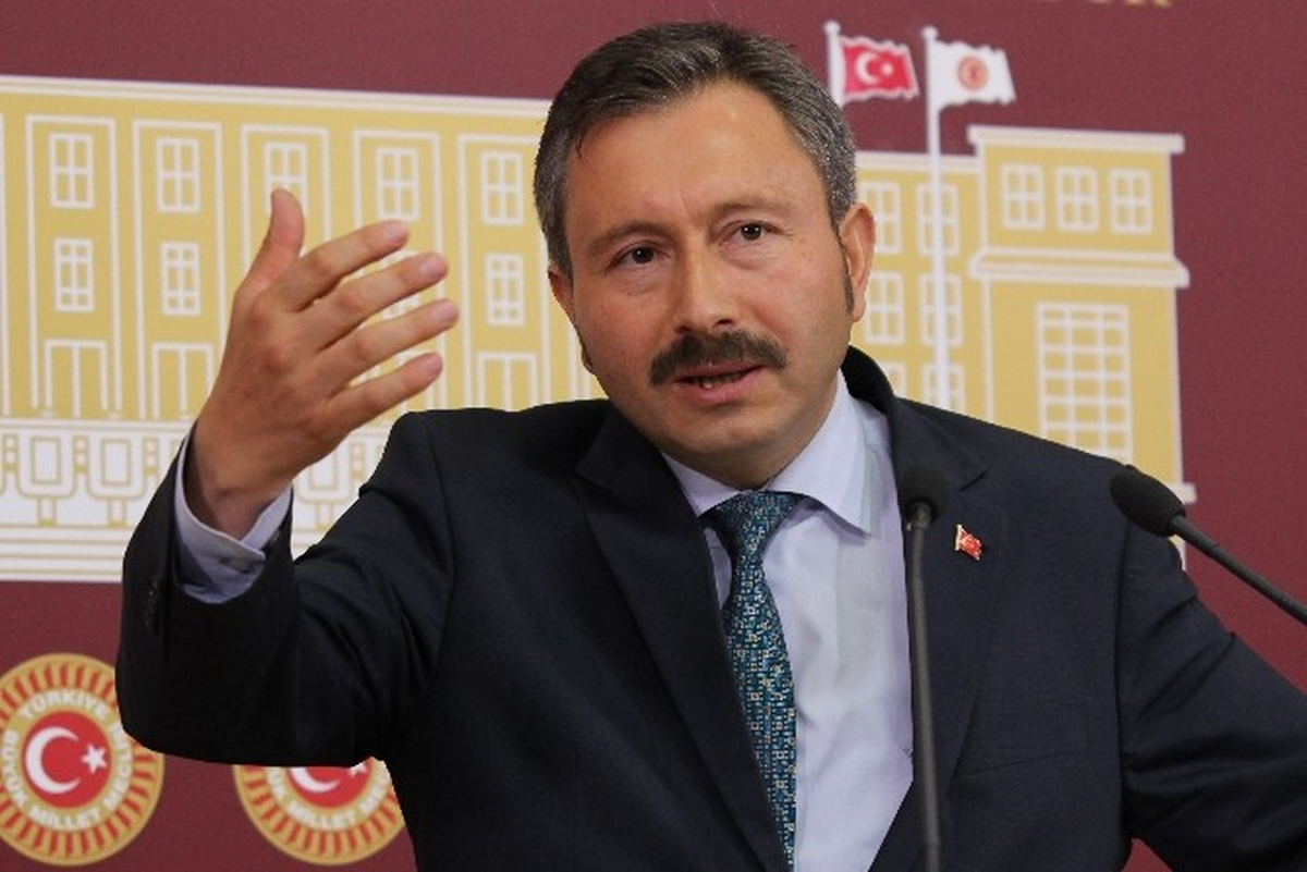 Gizli Toplantı Çay İçmek İçinmiş