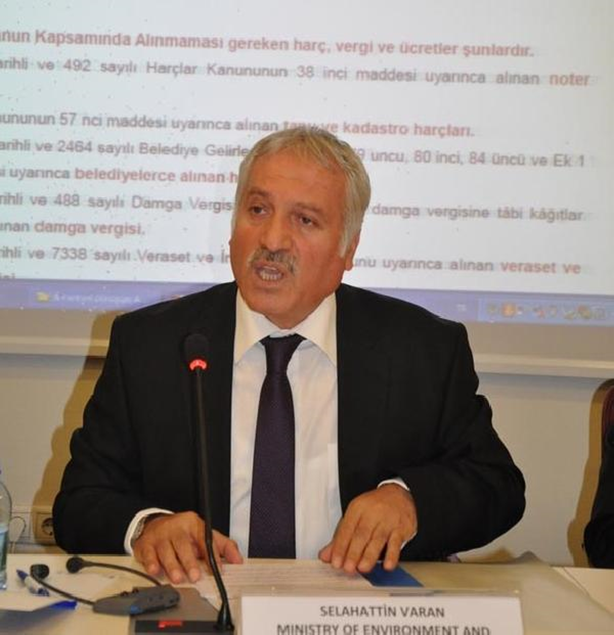 İzmir\'de Kentsel Dönüşüm Tartışıldı