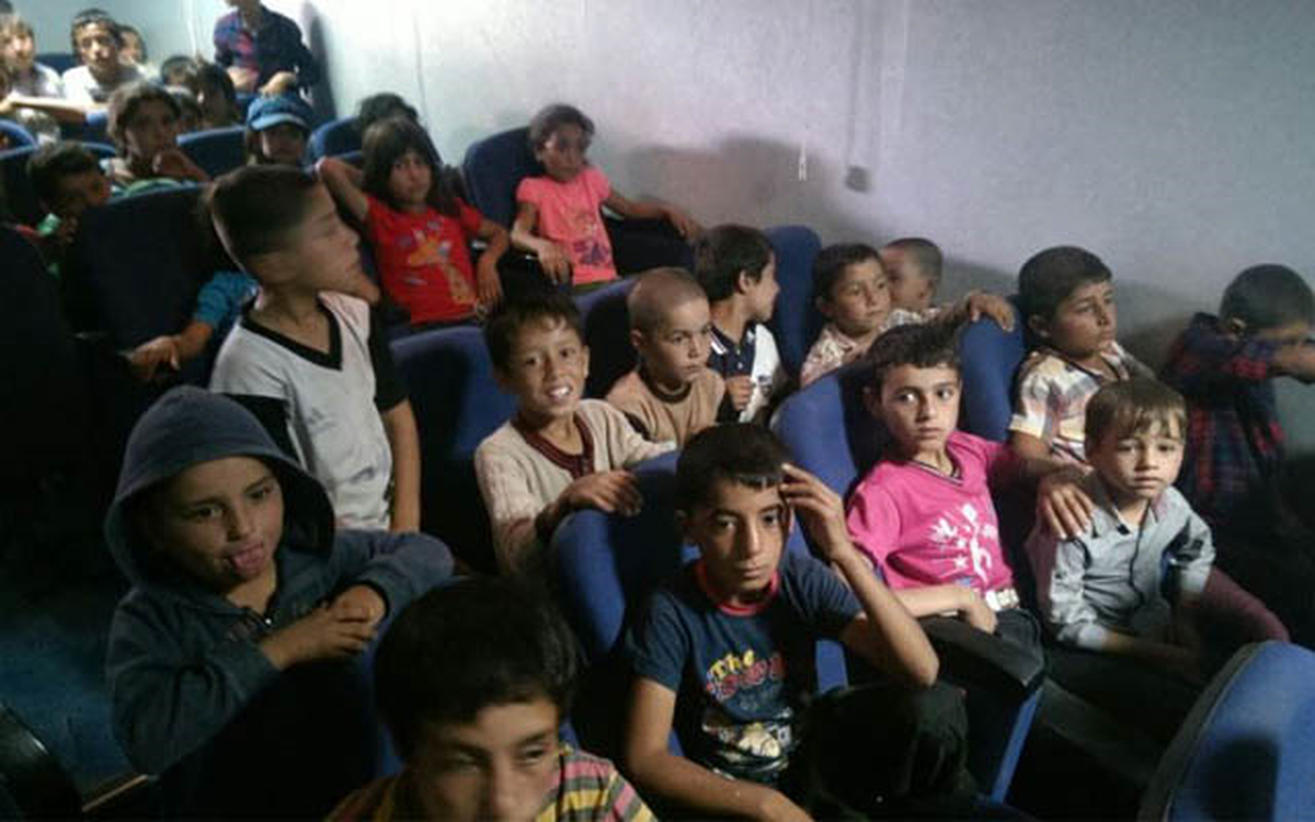 Kobanili Çocuklara Sinema Keyfi