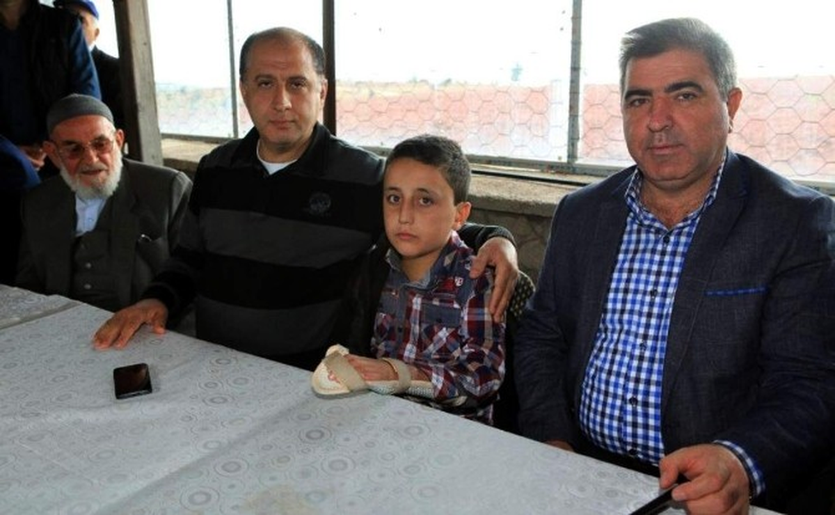 Kopan Kolu Dikilen Ahmet\'i Sevindirdiler