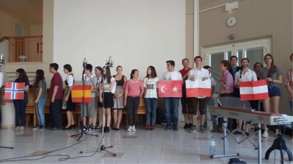 Nazili Menderes Anadolu Lisesi Avrupa\'ya Açılmaya Devam Ediyor