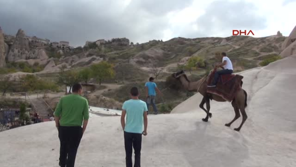 Nevşehir Kapadokya, Sonbahar Güzelliklerini Tablo Gibi Sunuyor
