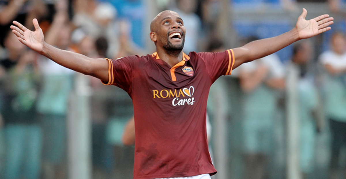 Roma, Maicon\'un Sözleşmesini Uzattı