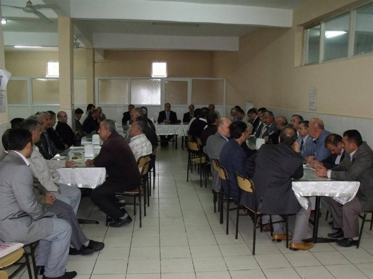 Salihli\'de Camiler ve Din Görevlileri Haftası Başladı