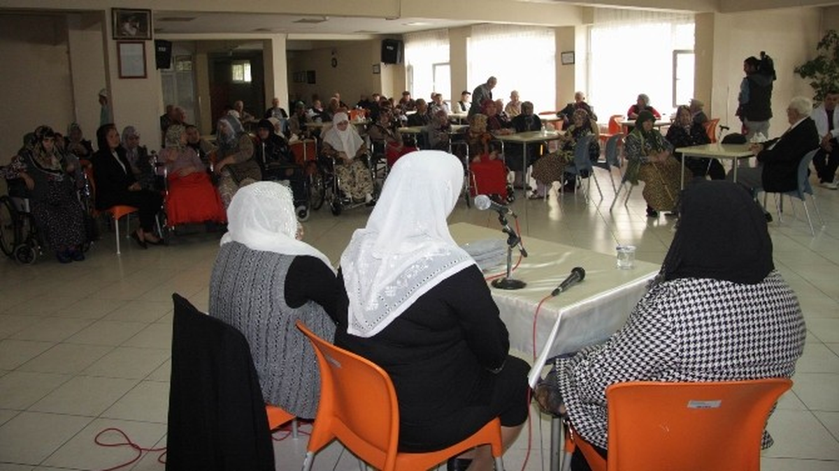 Sönmez, Yaptırdığı Huzur Evinde Dualarla Anıldı