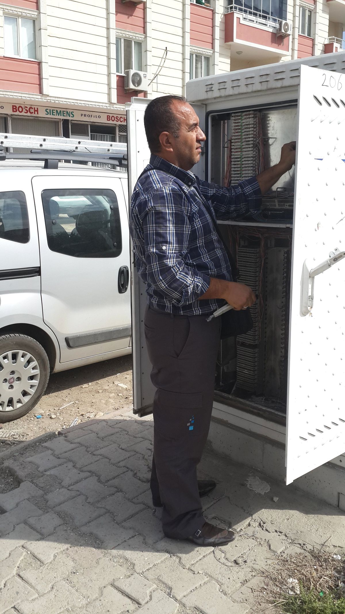 Telekom\'da Zarar Büyük