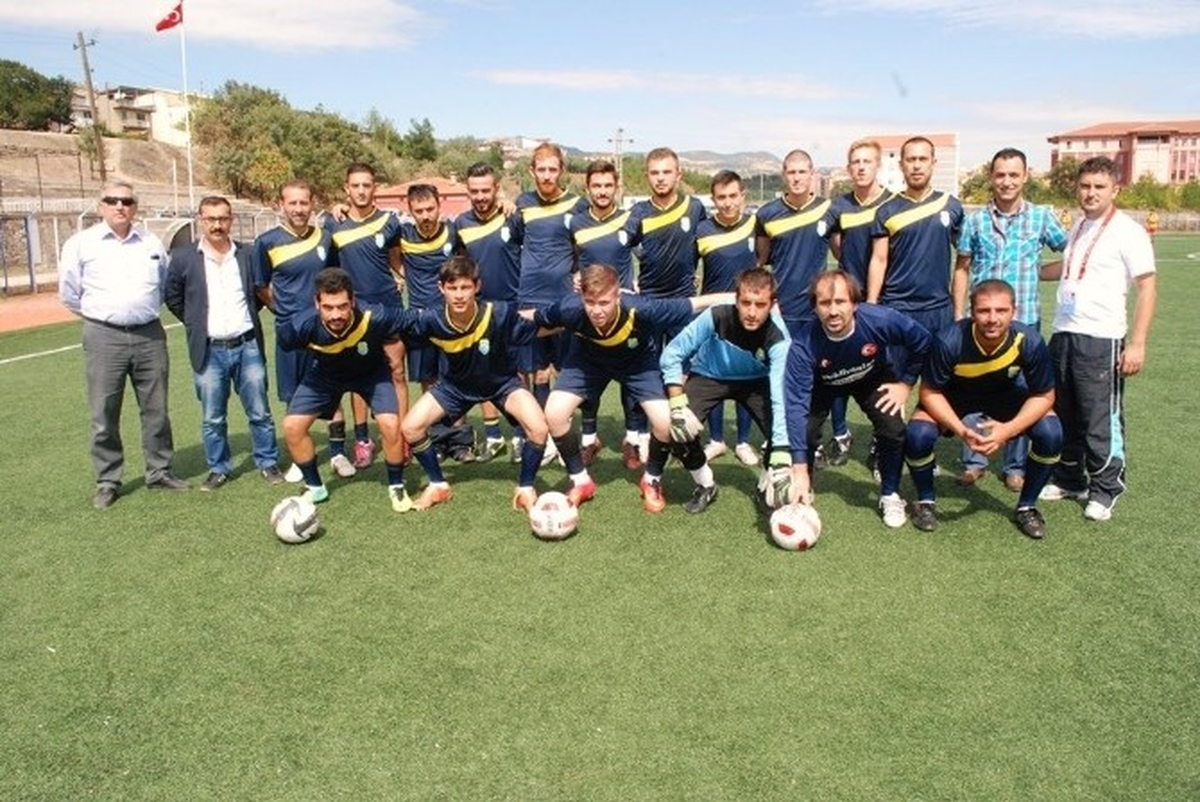 Uluoymak 1 Eylül Spor Haftaya Lider Olarak Girdi