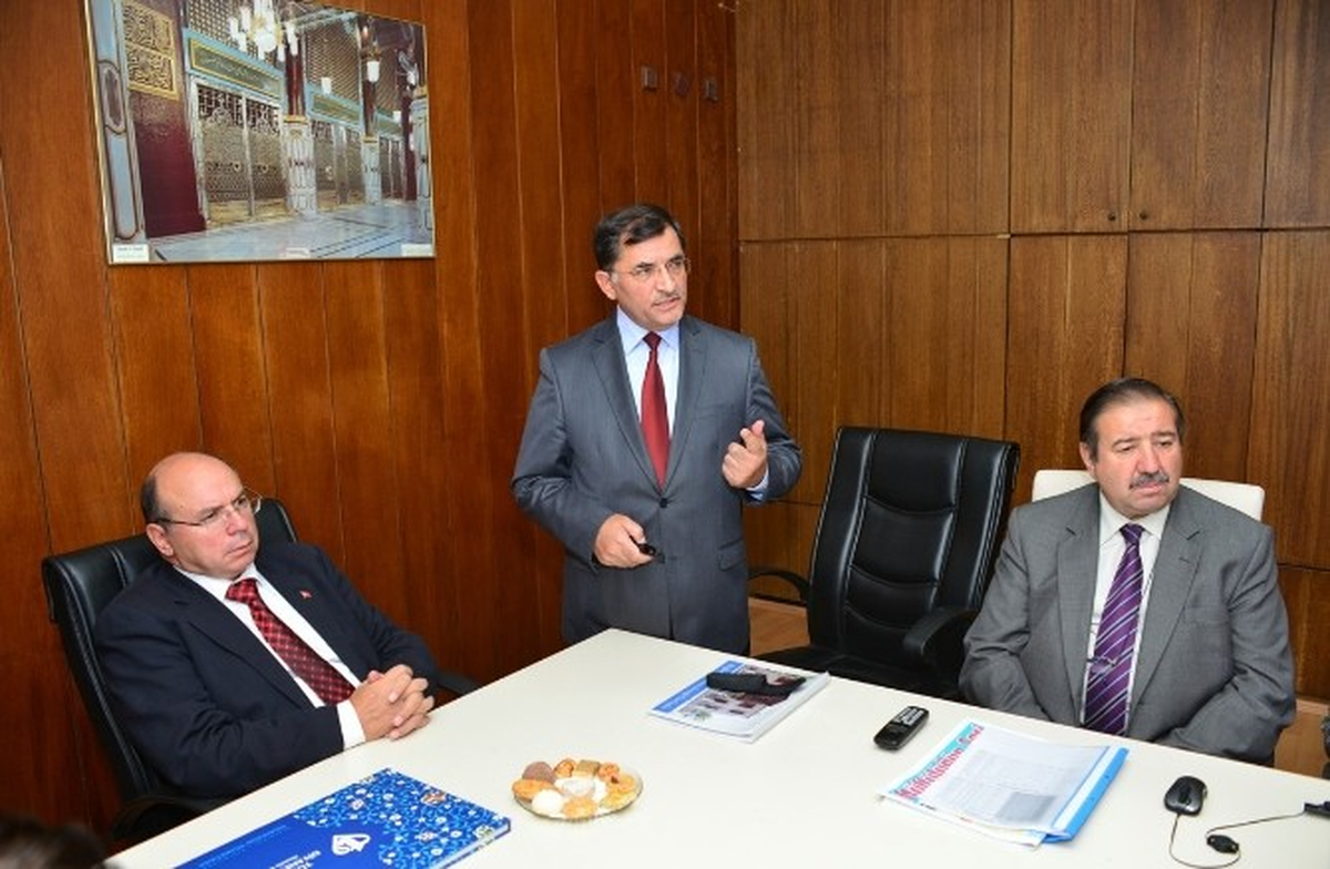 Vali Çiçek: "Evliliğin Kutsallığını Anlatın"
