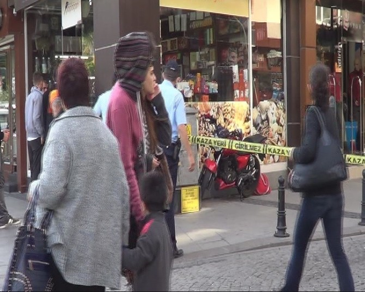 Vatandaşın Bomba Merakı