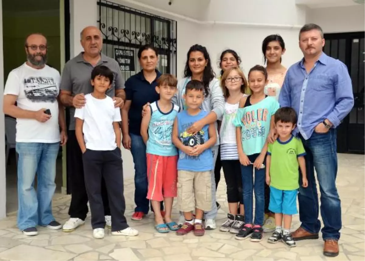 Apartman Sitesinde Çocuk Meclisi