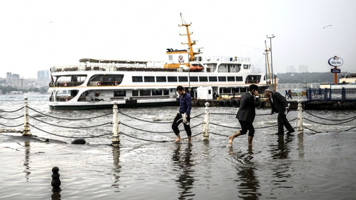 Meteoroloji\'den Adana\'da Kuvvetli Yağış Uyarısı