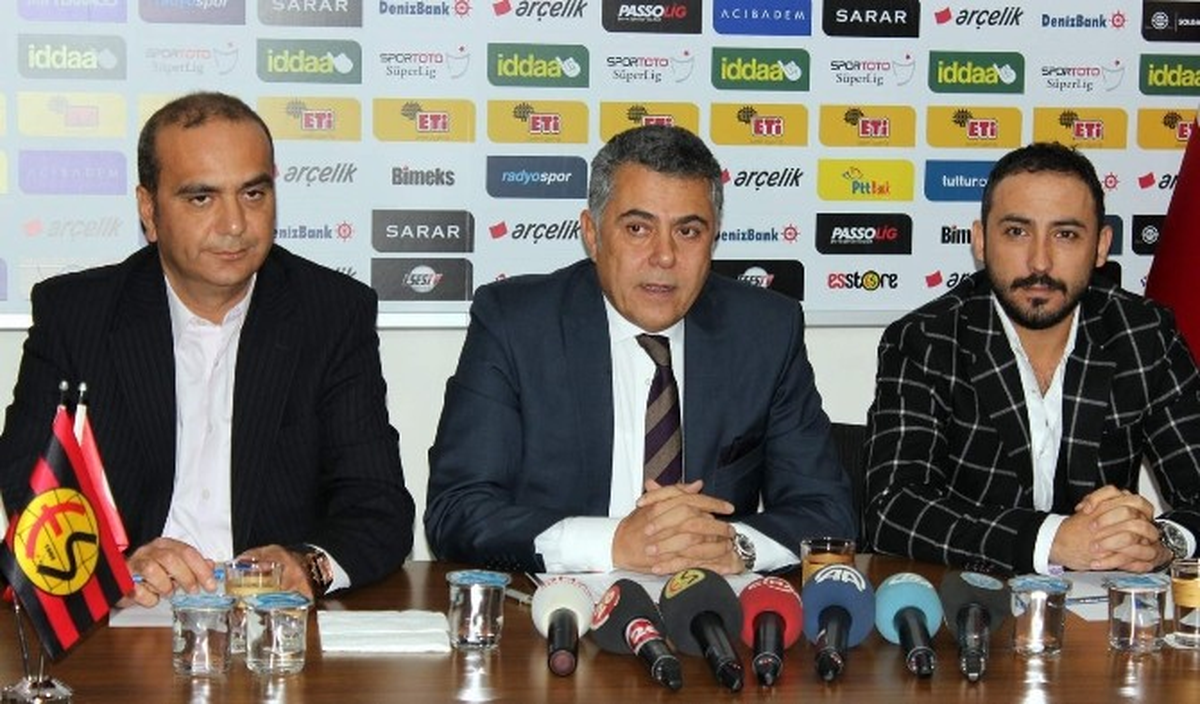 Başkan Hoşcan\'dan Eskişehir Basket\'e \'İsim\' Tepkisi