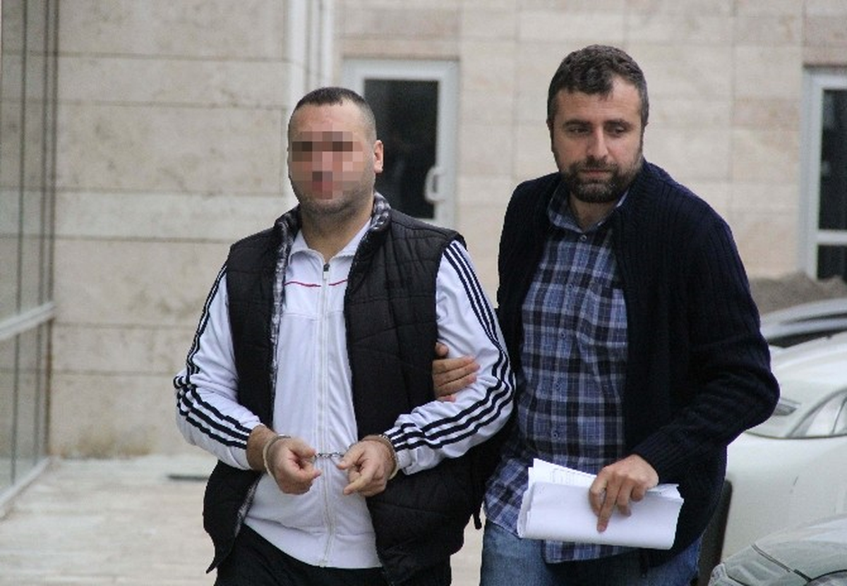 Belediyedeki Silahlı Saldırgan Teslim Oldu