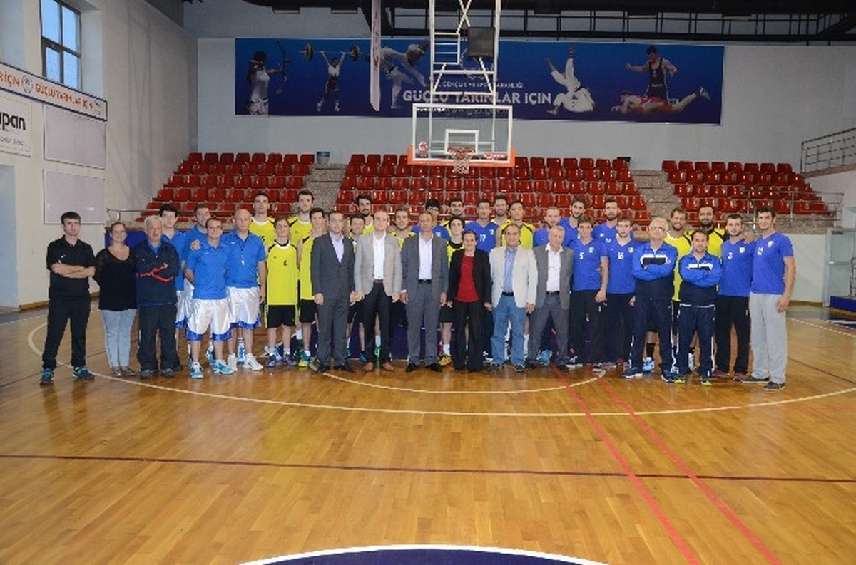 Belediyespor Voleybol Takımı Sezona İyi Başladı