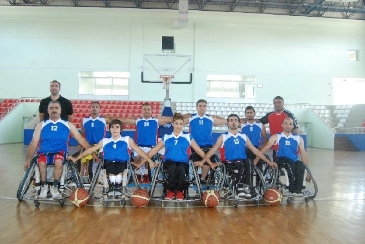 Engelli Basketbolcular Hazırlıklarını Sürdürüyor
