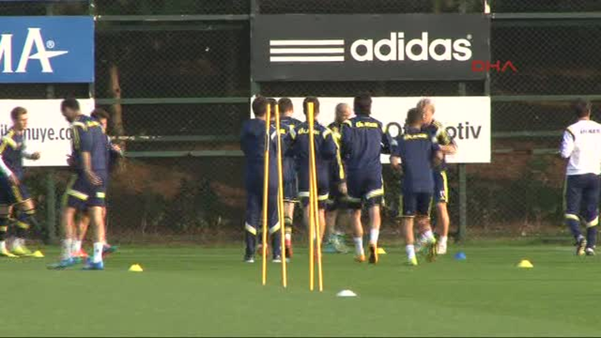 Fenerbahçe\'de Derbi Maçı Hazırlıkları Devam Ediyor