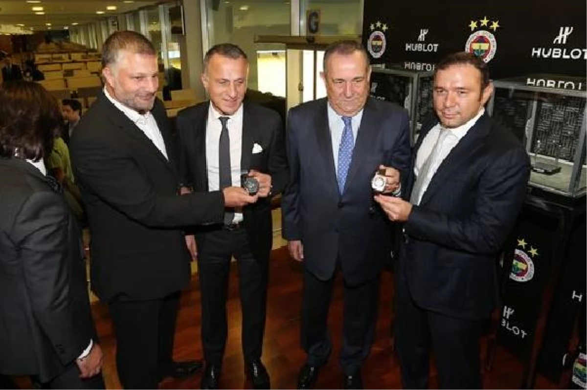 Fenerbahçe Kulübü İçin Özel Yapılan Saatler Tanıtıldı