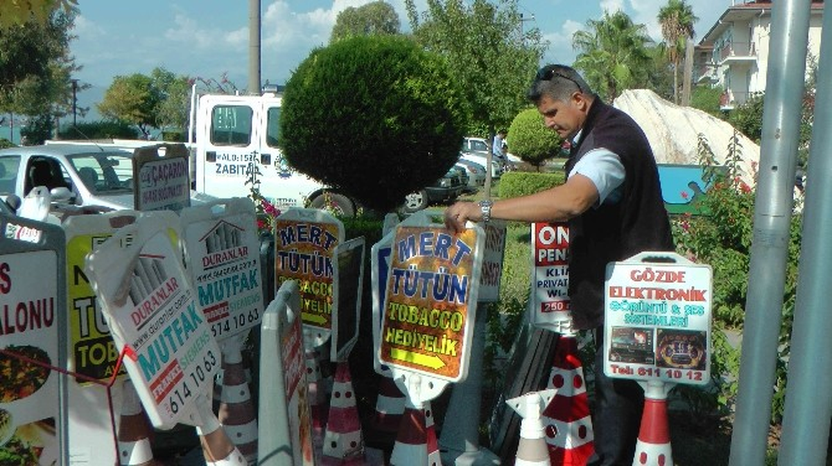 Fethiye\'de İşletmelerin Koyduğu Dubalar Kaldırılıyor