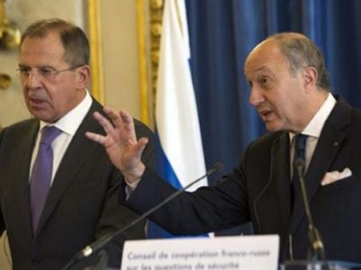 Fransa Dışişleri Bakanı Fabuis, Rus Mevkidaşı Lavrov ile Görüştü