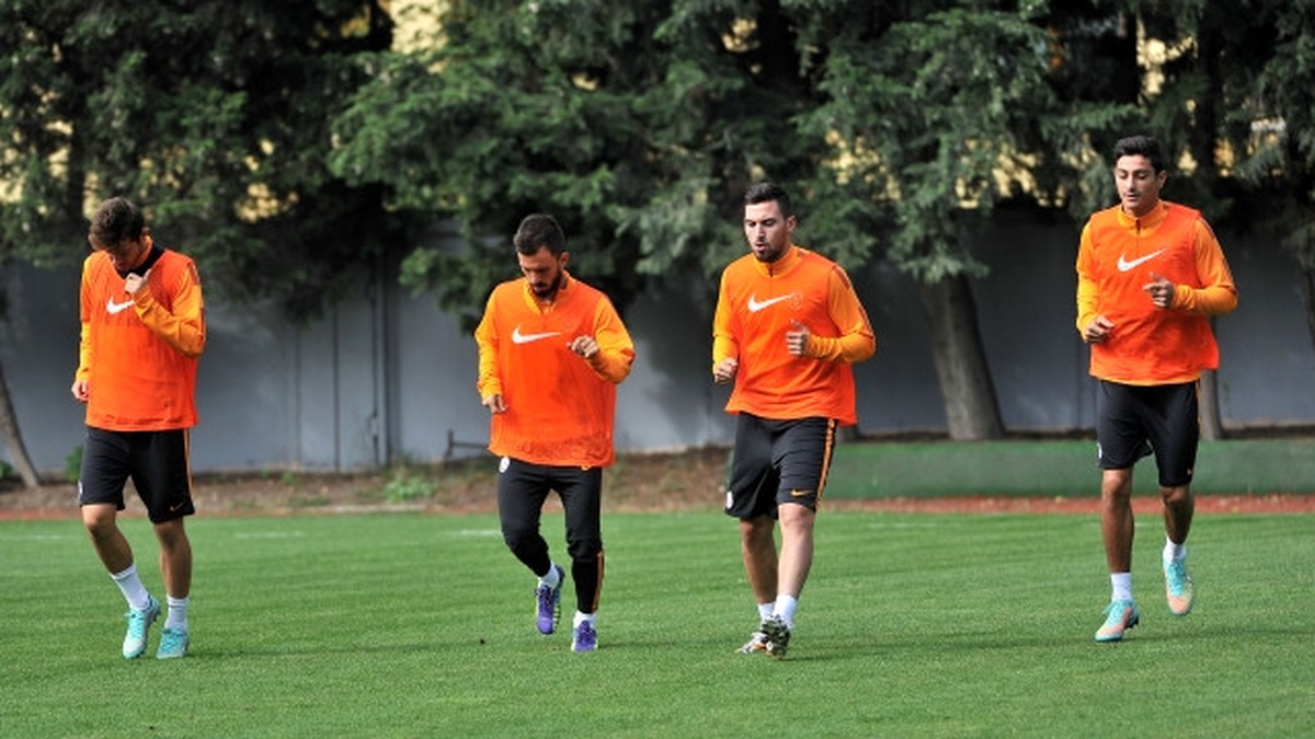 Galatasaray\'da Fenerbahçe Mesaisi