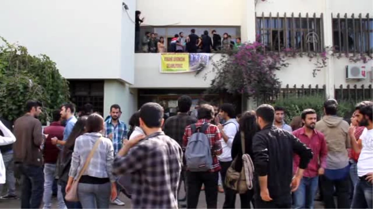 Çukurova Üniversitesinde IŞİD Protestosu