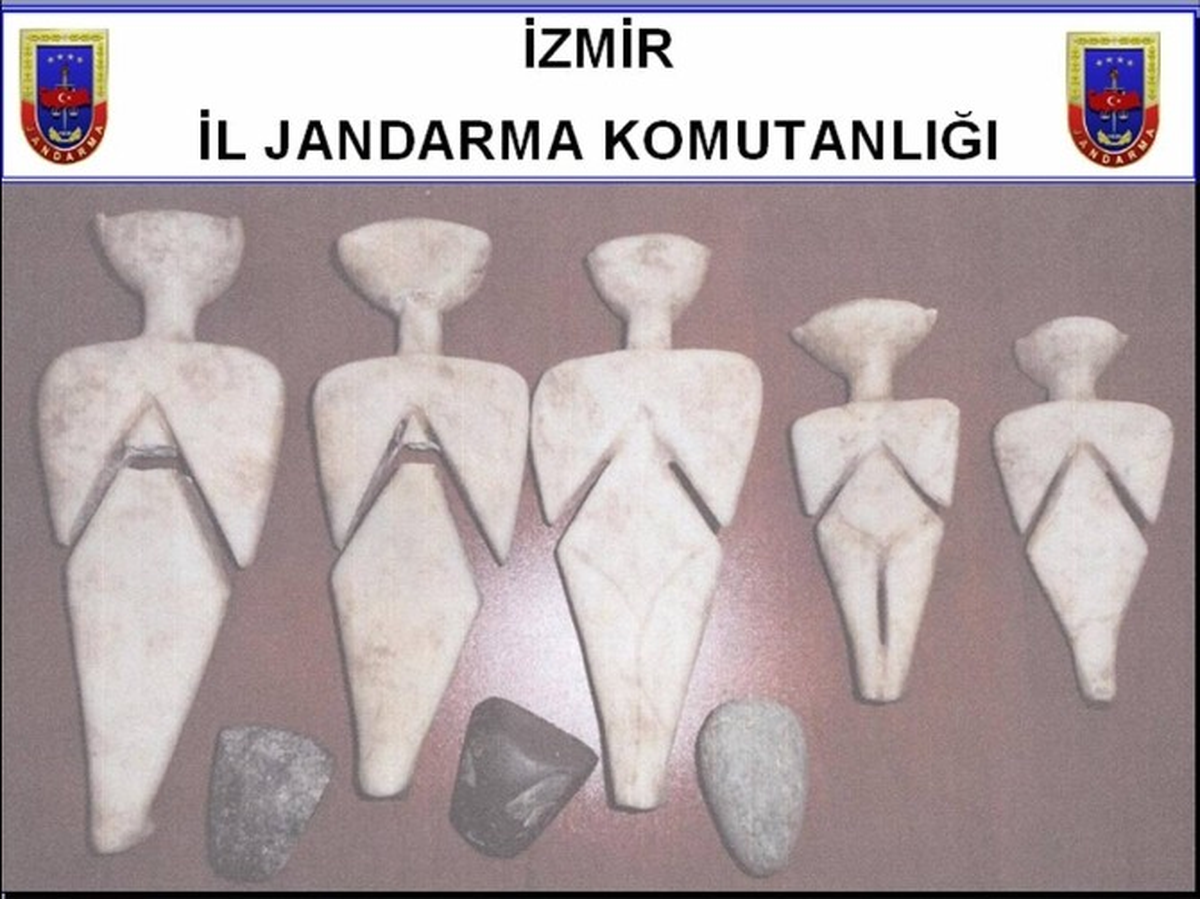 İzmir\'de Tarihi Eser Operasyonu