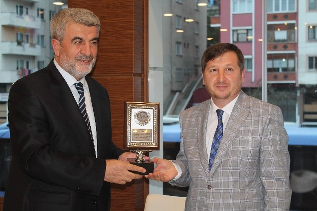 Müftü Yardımcısı Yasir Ataş\'a Veda Yemeği