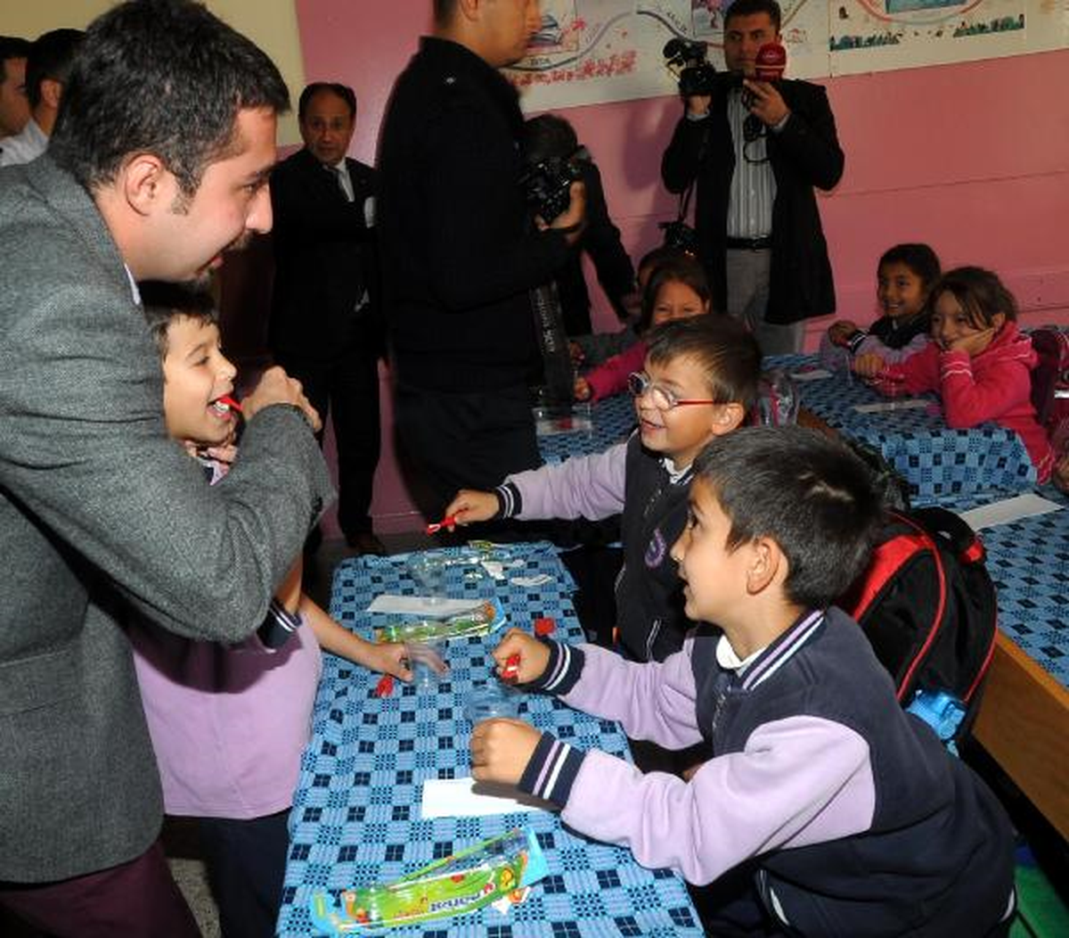 Öğrencilere Uygulamalı Diş Sağlığı Eğitimi