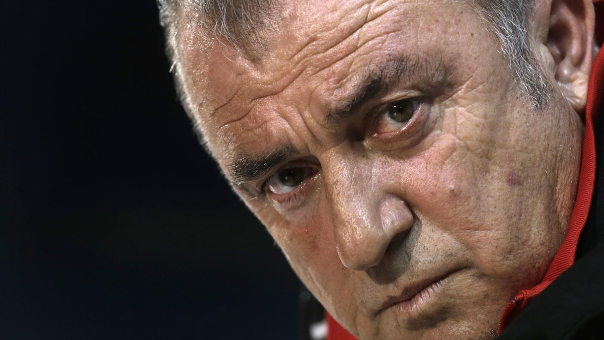 Tff\'den Fatih Terim\'e Destek