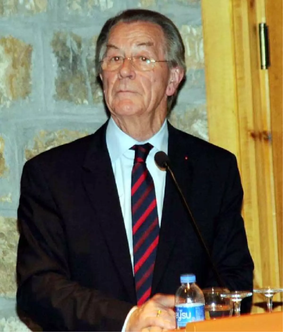 Türkiye\'de Bakım Sigortası Hayata Geçirilmeli\'