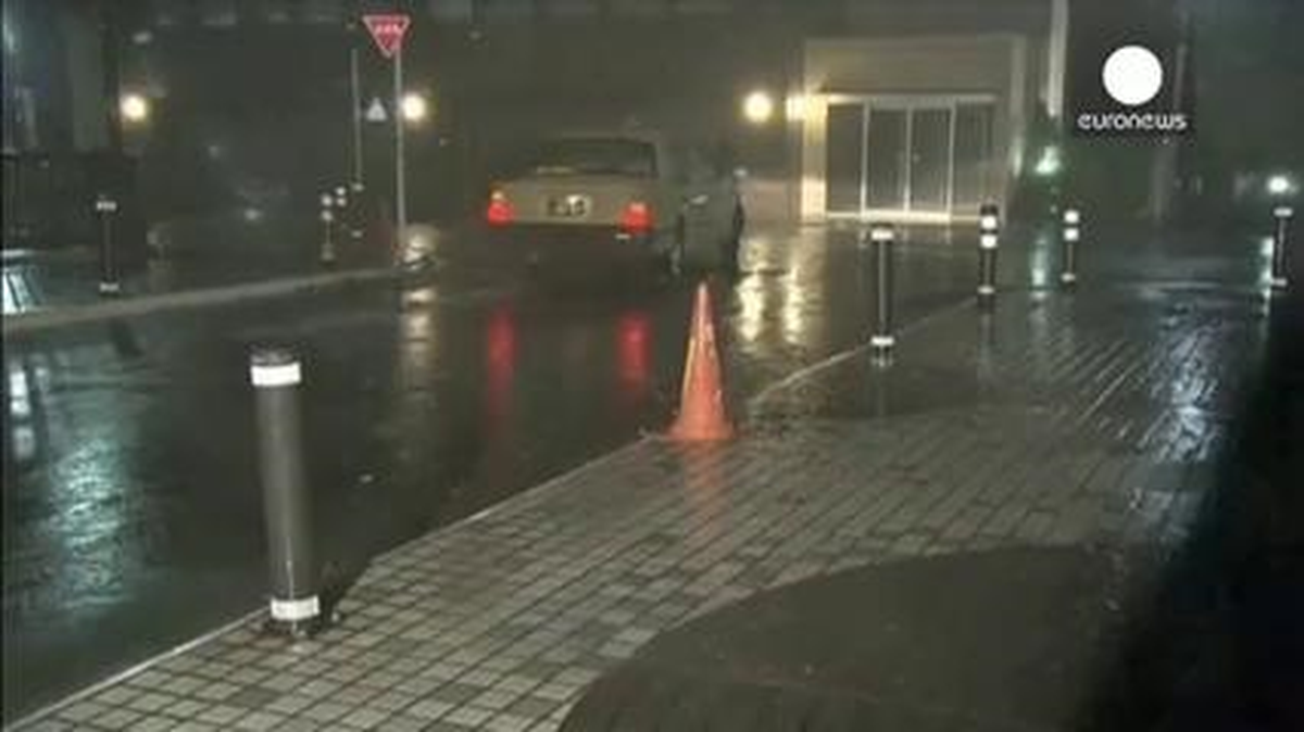 Vongfong Tayfunu Japonya\'yı Vurdu