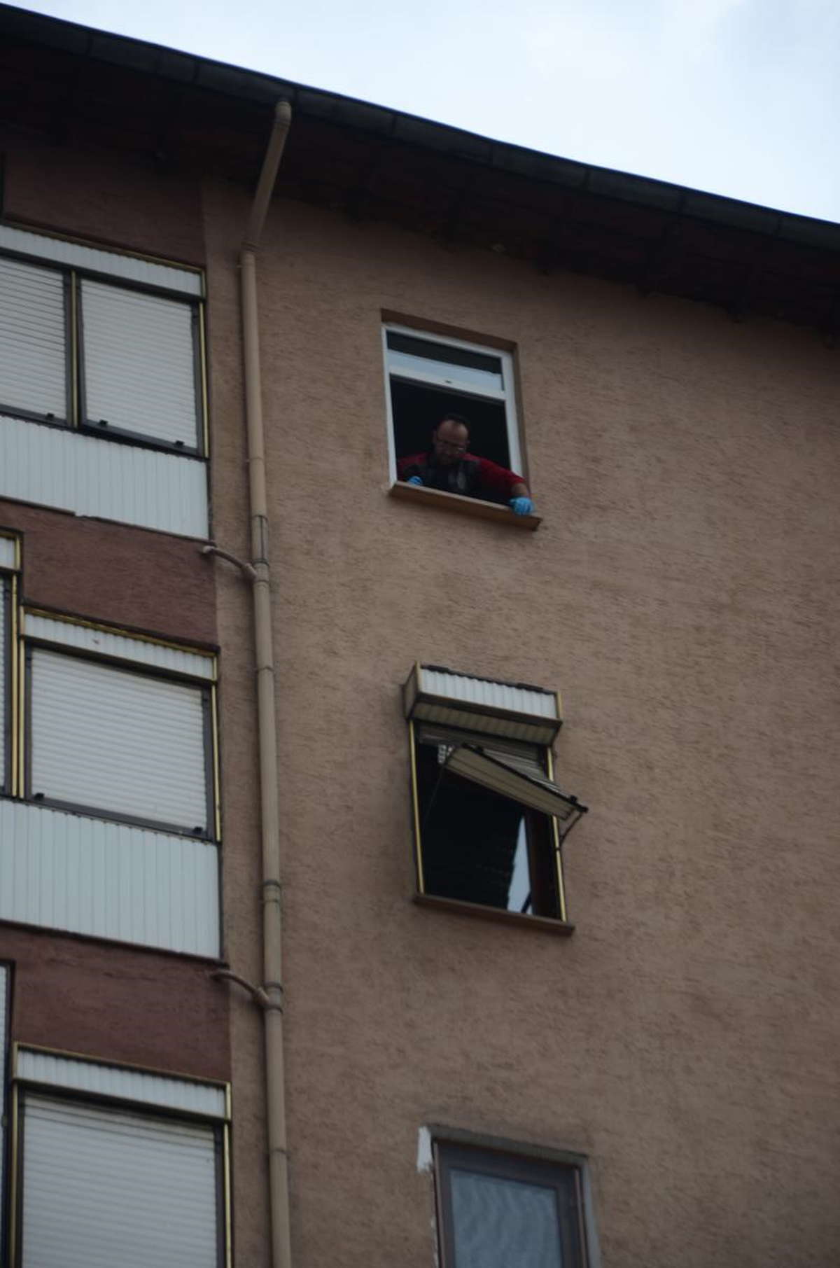 Yedinci Kattan Düşerek Ölen Iraklı Bebek Toprağa Verildi