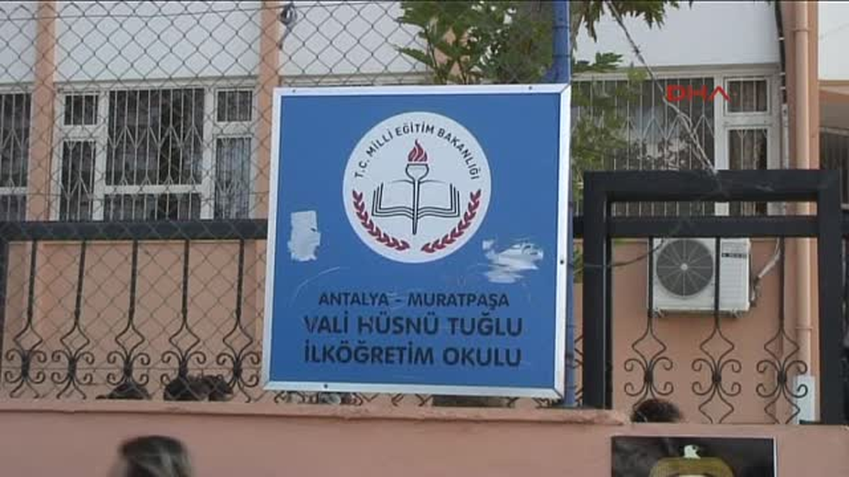 Okula Alınmayan 3 Kardeşin Kaydı Yapıldı