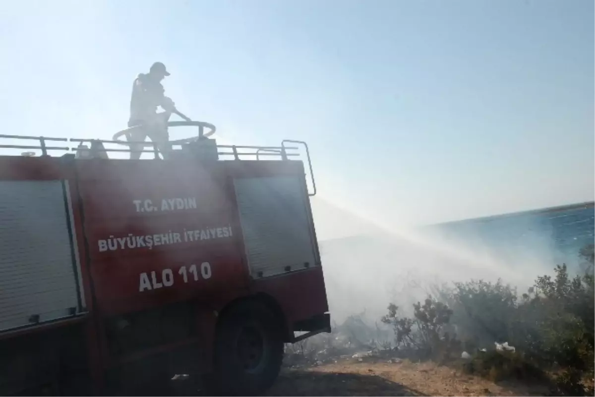 Aydın\'da İtfaiye Yangından Yangına Koştu