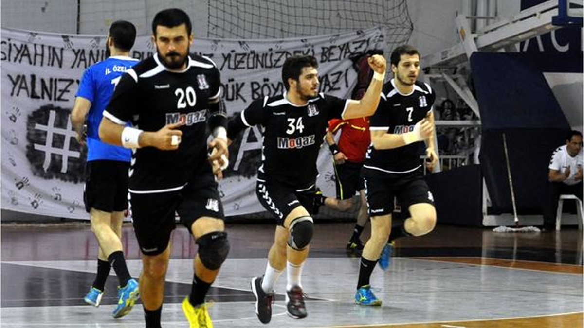 Beşiktaş Mogaz\'ın Avrupa\'daki 100\'üncü Maçı İzmit\'te