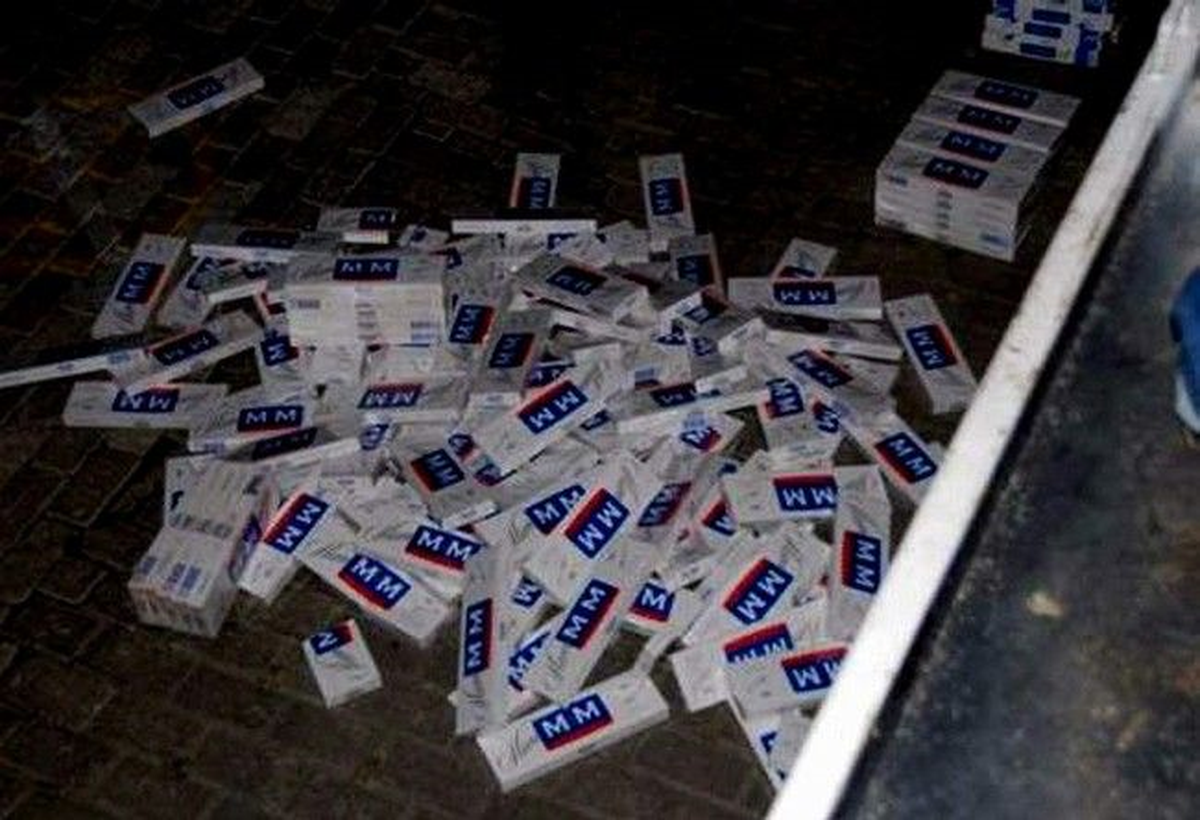 Buharkent\'te Bin 400 Paket Kaçak Sigara Yakalandı