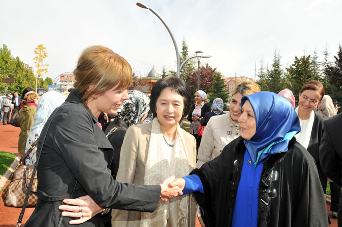 Büyükelçi Eşleri Keçiören\'i Gezdi
