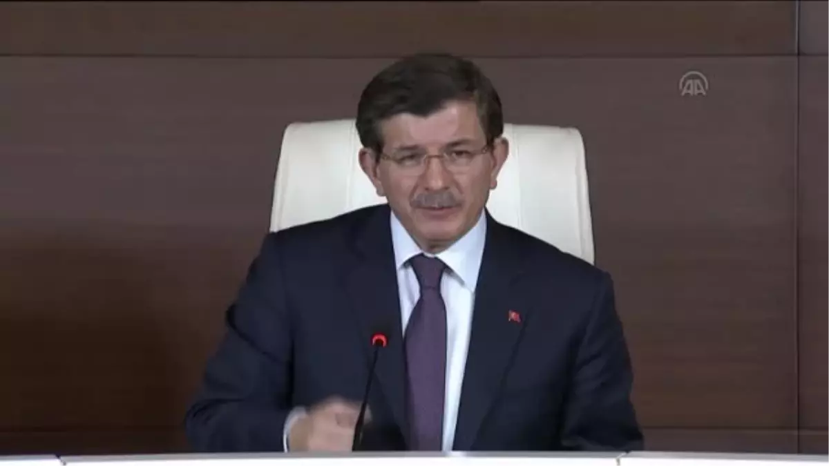 Davutoğlu: "Yetki Denetlenecek, Hak Başka Özgürlükleri Sınırlamadan Kullanılacak"