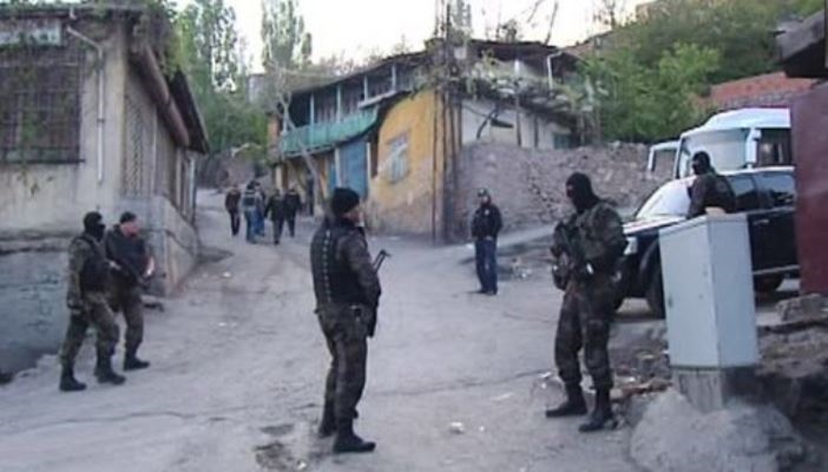 Diyarbakır\'da Terör Operasyonu